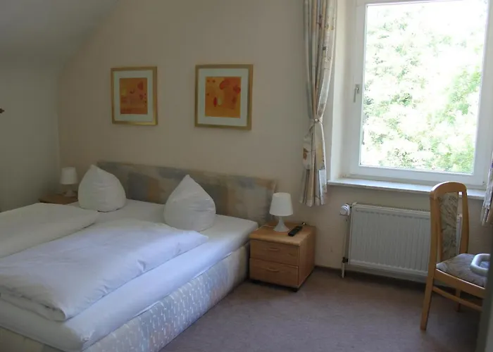 Bergische Schweiz Hotell 2*