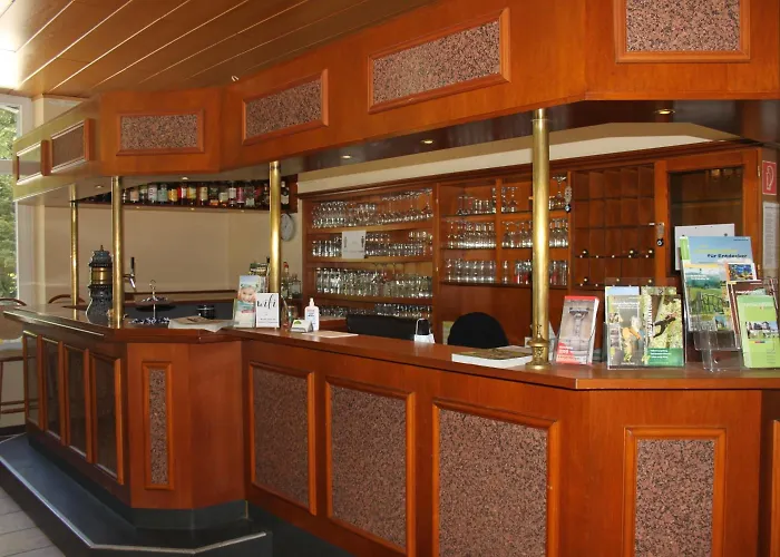 Hotell Bergische Schweiz 2*