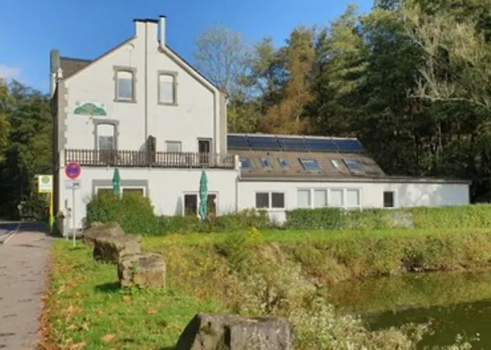 Hotel Bergische Schweiz 2*