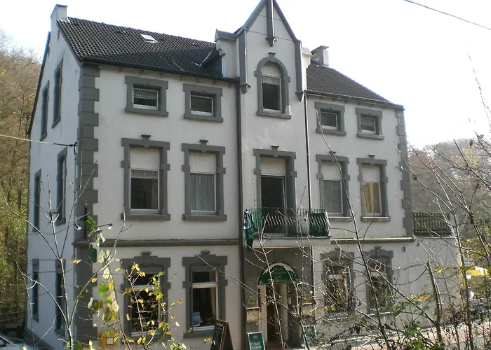 Bergische Schweiz Hotell 2*