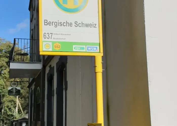 מלון Bergische Schweiz 2*