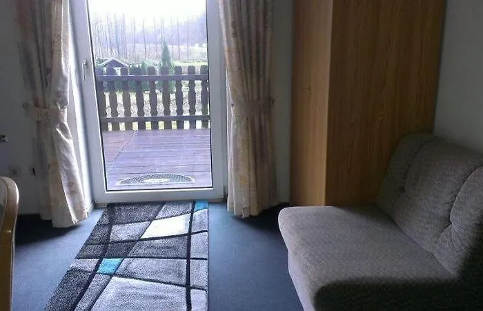 Bergische Schweiz Hotell 2*