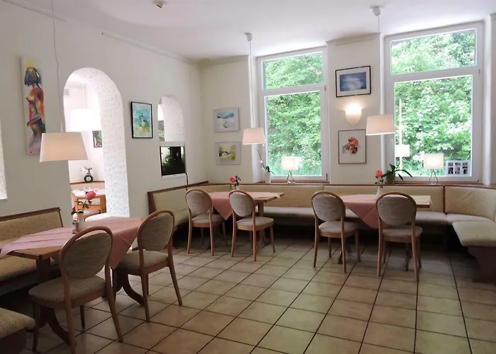 Bergische Schweiz Hotell 2*