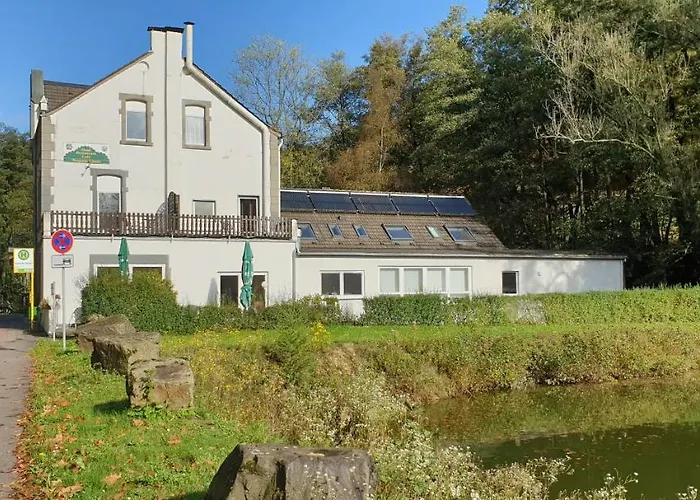 Bergische Schweiz Hotell 2*